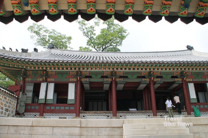 병자호란 당시 인조가 내행전에 47일간 머물면서 왕정을 펼친 역사적인 곳이 남한산성 행궁이다. 사진 / 조용식 기자