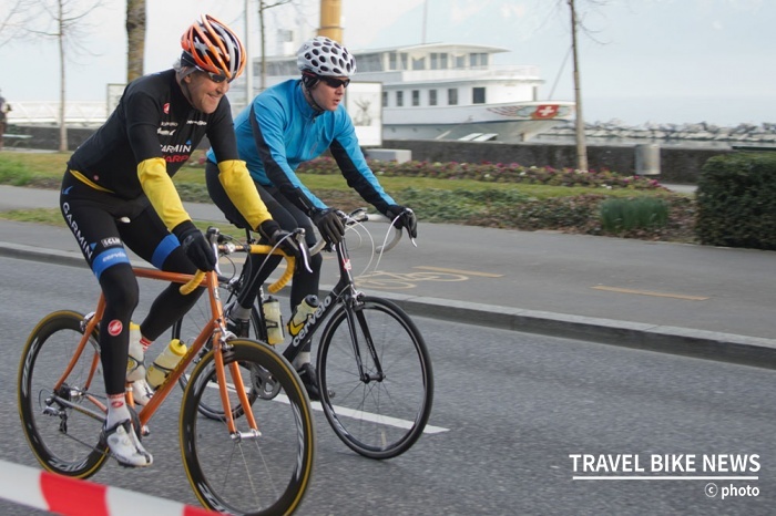 존 케리 미 국무장관이 지난 31일 프랑스 지역에서 자전거를 타다 넘어져 다리 골절상을 입었다. 사진은 존 케리 미 국무장관이 로잔의 아름다운 호숫가를 자전거로 달리고 있는 모습. 사진 출처 / flickr.com