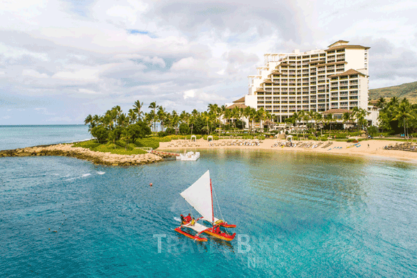 포시즌스 오아후는 하와이 최초로 하와이 전통 항해 문화와 바다 여행을 동시에 경험할 수 있는 새로운 해양 액티비티를 선보인다. 사진/ 포시즌스 오아후