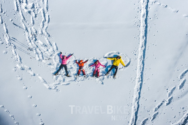 어제 내린 눈으로 온 세상이 새하얗다. 겨울의 하이라이트는 역시 눈과 함께 즐기는 스포츠다. 지금부터 4월까지 스키를 즐길 수 있는 오스트리아 잘츠부르크의 스키 소식을 전한다. 사진/ 잘츠부르크관광청