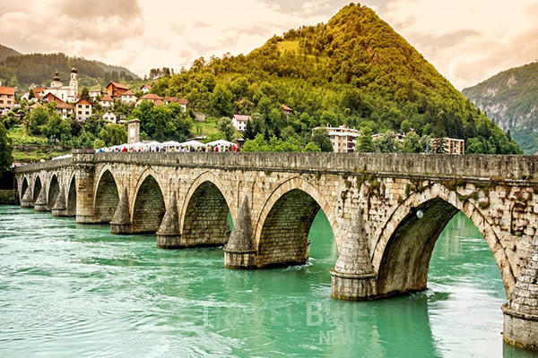 보스니아 헤르체고비나는 2023년부터 관광 수치가 회복세를 기록하면서 낙관적인 전망을 하고 있다. 이 추세를 본다면 보스니아 헤르체고비나의 관광 부문은 팬데믹으로부터 회복될 뿐만 아니라 해외 입국자 수가 팬데믹 이전 수준을 넘어설 것으로 예상하고 있다. 사진/김효설 기자