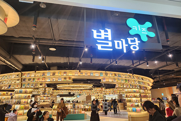 스타필드 수원은 3040 밀레니얼 육아 가정과 1020 잘파 세대 비중이 높은 수원 지역 특색을 적극 반영했다. 사진/김효설 기자