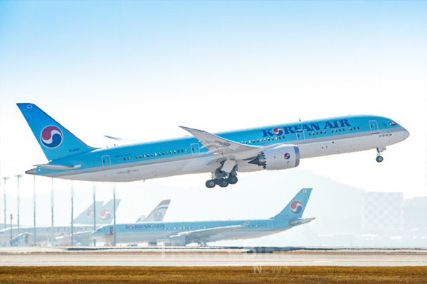 대한항공은 오는 3월 31일부터 시작되는 하계 스케줄 시작에 맞춰 국제선 여객 공급을 대폭 확대한다고 밝혔다. 보잉 787-9. 사진/대한항공