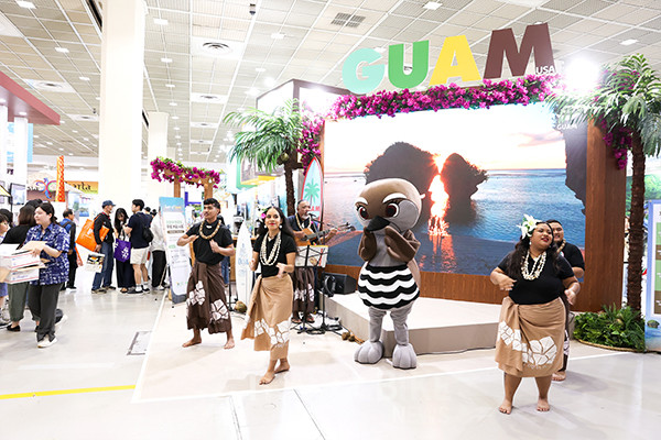 괌 홍보관에는 12개의 현지 파트너사가 참가하여 괌 여행 정보를 포함한 호텔, 렌터카, 옵션투어, 그리고 각각의 특색 있는 레스토랑을 소개하였다. 사진/괌정부관광청