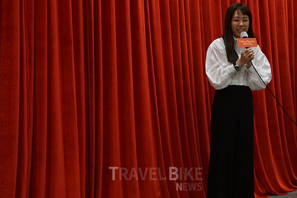 보보 유 마담 투소 홍콩의 영업 및 마케팅 총괄은 앞으로 홍콩을 방문한다면 마담 투소 홍콩에 전시된 임시완의 밀랍 인형을 보게 될 것이다.  그의 많은 팬들이 방문할 것으로 기대한다고 말했다. 사진/김효설 기