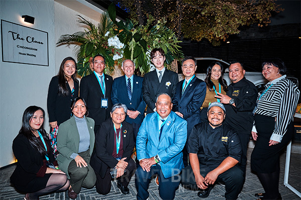 ‘Taste of Guam Night’ 행사를 위해서 내한한 괌관광청 VIP와 배우 백성현. 사진/괌정부관광청