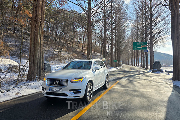 전북 순창으로 떠나는 주말여행에 볼보자동차 XC90 T8 AWD 7인승 플러그인하이브리드 SUV 모델과 1박2일 여정을 함께했다. 사진/김효설 기자