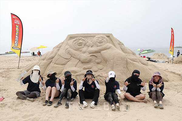 대한민국의 정원 태안에서 즐기는 모래조각 페스티벌’을 주제로 한 올해 축제는 가족 단위 방문객들에게 인기를 끌 전망이다. 사진/태안군