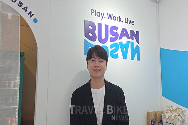 부산관광공사 조국인 서울사무소장은 "부산슈퍼 인사동점은 단순히 물건을 파는 공간을 넘어, 부산을 알리는 오프라인 홍보 플랫폼이자 중소 로컬 브랜드의 성장 무대가 될 것이다."라고 말했다. 사진/김효설 기자