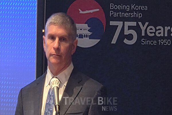 윌 셰이퍼 보잉코리아 사장은 “대한민국은 전 세계 항공우주 산업의 미래를 함께 만들어갈 핵심 파트너입니다. 한국이 자랑하는 혁신 역량과 첨단 제조 기술, 세계 최고 수준의 인재들과 손잡고 차세대 항공기를 생산할 것입니다.”라고 밝혔다. 사진/김효설 기자