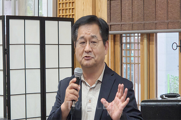 장철웅 안동시 부시장은 “안동은 세계유산 3대 카테고리를 석권한 세계유산 도시이자, 경북 관광의 거점도시입니다.” 라며 안동의 미래 전략과 비전을 밝혔다. 사진/김효설 기자