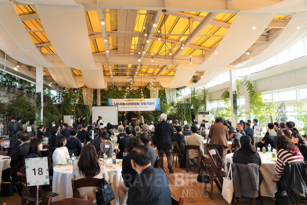 서울특별시관광협회는 최근 명동 밀레오레호텔 PH층 몬즈드룸에서 협회 창립 64주년 기념행사를 성대하게 개최했다. 사진/서울특별시관광협회