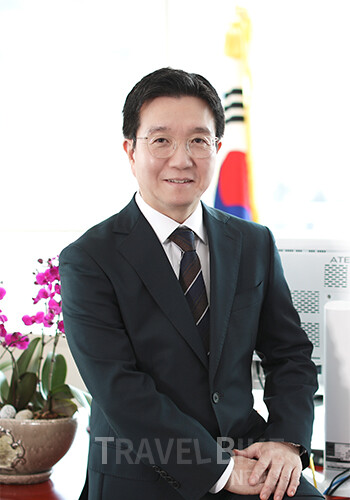 박성혁 사장은 “관광 관련 기관과 업계, 학계 모두와 손잡고 대한민국 관광산업 전체의 상생을 이끄는 중심에 서겠다”라며 “글로벌 시장에서 경쟁력 있는 한국 관광의 새로운 도약을 만들어가겠다”라고 밝혔다. 사진/한국관광공사