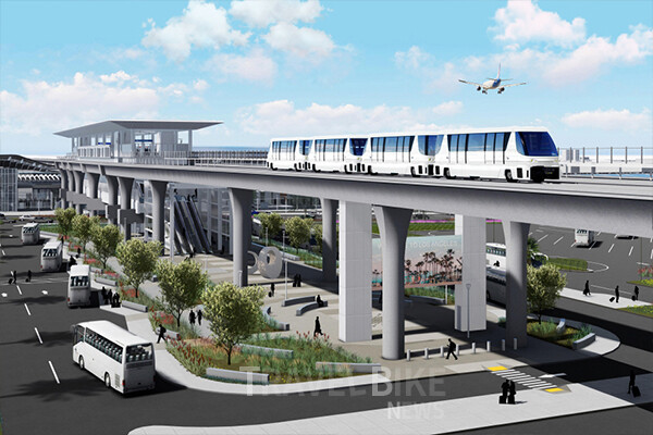 2026년 로스앤젤레스 국제공항(LAX)에는 터미널과 주차장, 메트로 환승센터를 연결하는 오토 피플 무버가 본격 가동돼 공항 접근성이 크게 향상된다. 사진/로스앤젤레스 관광청