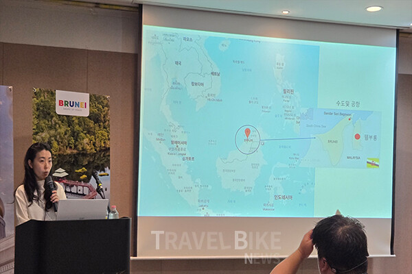 브루나이가 2027년 ‘브루나이 방문의 해(Visit Brunei 2027)’를 앞두고 한국 시장 공략에 속도를 내고 있다. 관광세미나는 브루나이관광청 한국사무소를 맡고 있는 탐스(TAMS)의 김세진 상무가 진행했다. 사진/김효설 기자